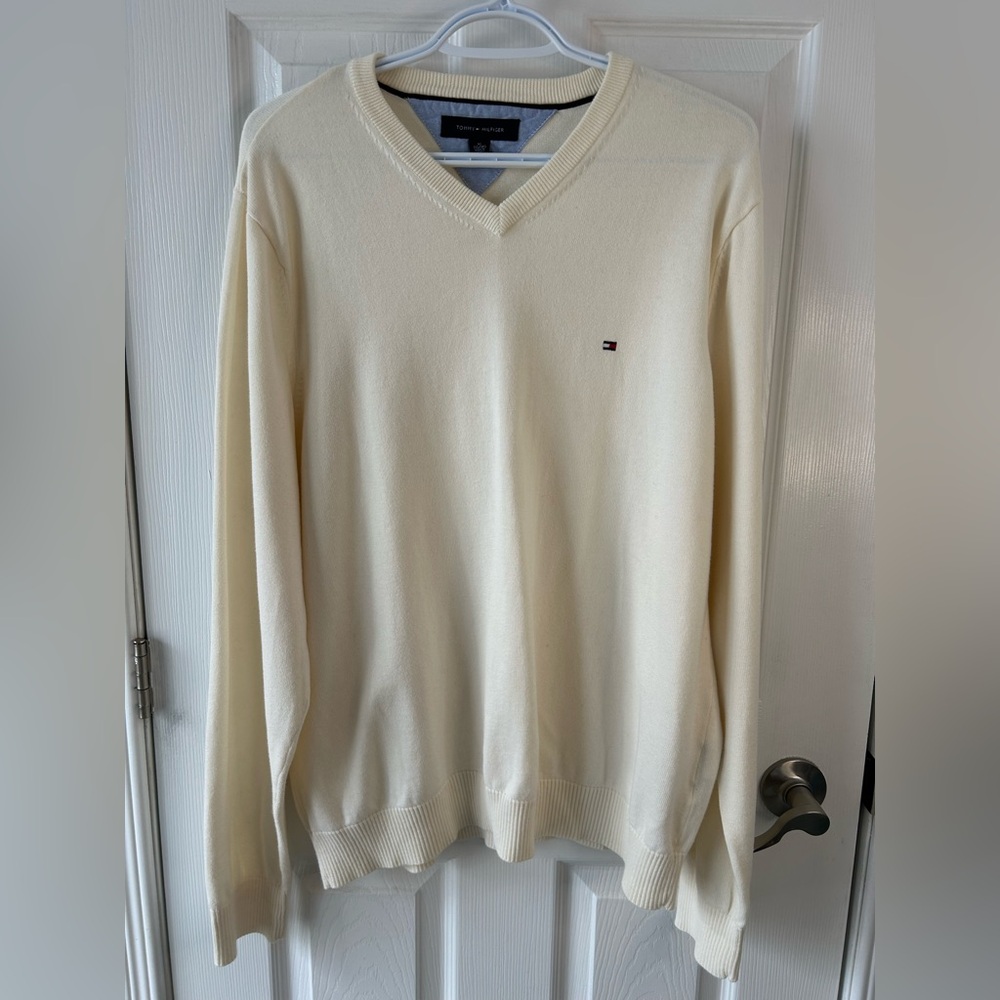 Tommy Hilfiger Men's Off-White V-Neck Sweater - Picture 2 of 7